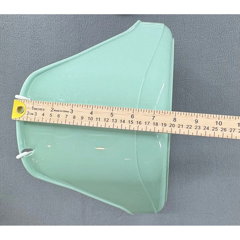 Unbranded corner litter